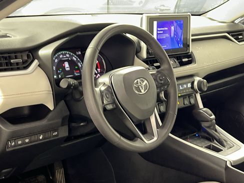 Used 2024 Toyota RAV4 XLE Premium image 16