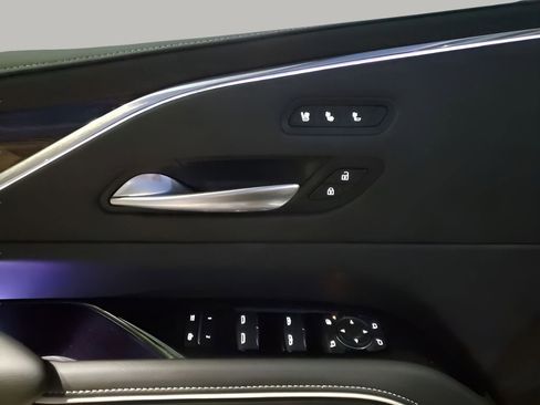 Certified 2023 Cadillac Escalade Premium Luxury image 27