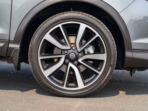 Used 2018 Nissan Rogue Sport SL w/ SL Premium Package AWD/4WD image 7