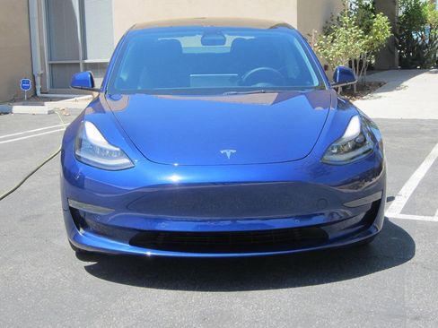 Used 2022 Tesla Model 3 RWD image 7