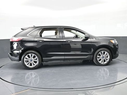 Used 2022 Ford Edge Titanium image 7