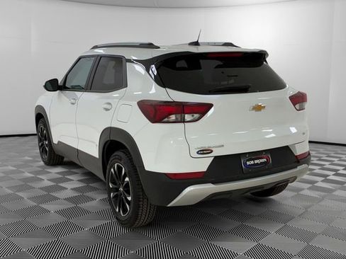 Certified 2023 Chevrolet TrailBlazer LT FWD image 3