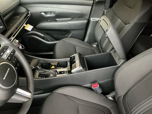 New 2026 Hyundai Tucson SEL FWD image 12