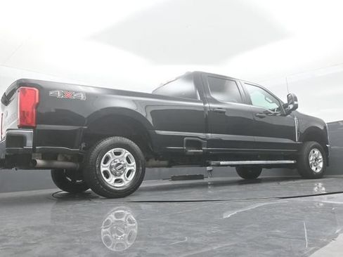 Certified 2025 Ford F250 XLT AWD/4WD image 22