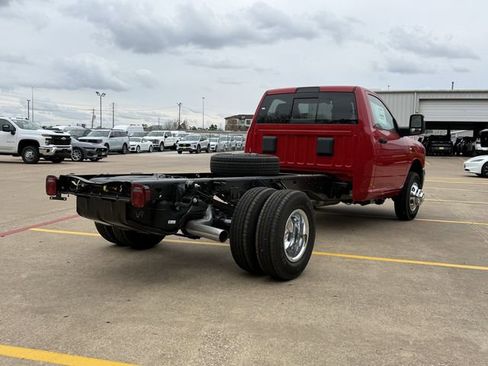 New 2026 RAM 3500 Tradesman w/ Chrome Appearance Group A RWD image 8