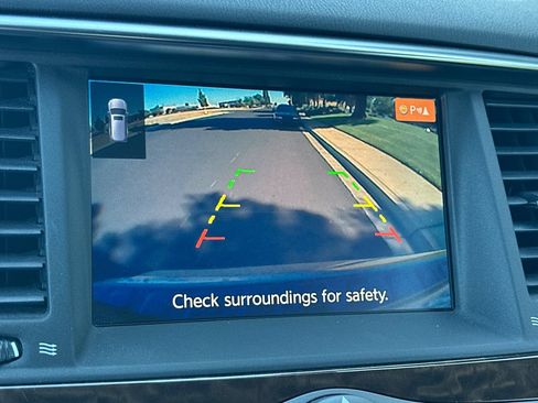 Used 2020 Nissan Armada SV w/ Driver Package RWD image 18