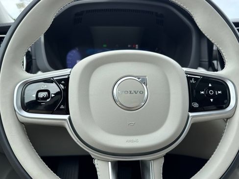 New 2026 Volvo XC60 B5 Ultra w/ Protection Package Premier image 26