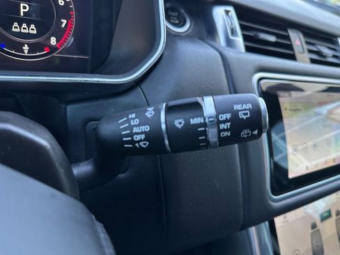 Used 2020 Land Rover Range Rover Sport HST AWD/4WD image 24