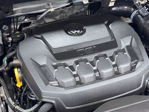 Used 2023 Volkswagen Tiguan SEL R-Line image 58