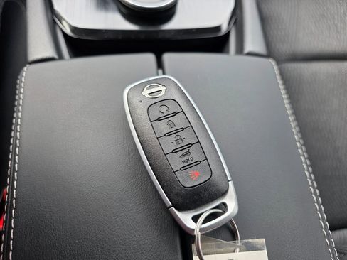 New 2026 Nissan Rogue SV image 28