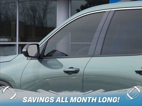New 2027 Chevrolet Traverse LT w/ Sun and Wheel Package AWD/4WD image 12
