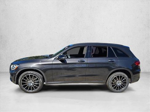 Used 2022 Mercedes-Benz GLC 300 image 9