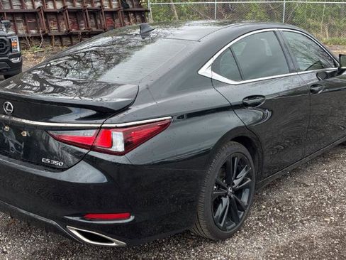 Used 2022 Lexus ES 350 F Sport FWD image 2