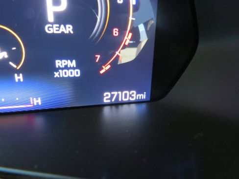 Used 2024 Chevrolet Colorado Z71 w/ Z71 Convenience Package 2 image 19