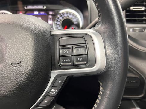 Used 2022 RAM 3500 Big Horn w/ Night Edition image 11