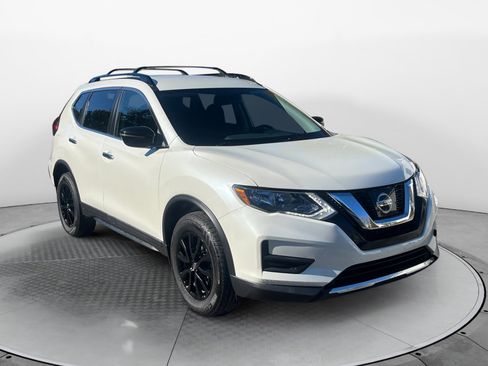 Used 2017 Nissan Rogue SV w/ Midnight Edition image 1
