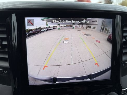 Used 2024 RAM 1500 Laramie image 22