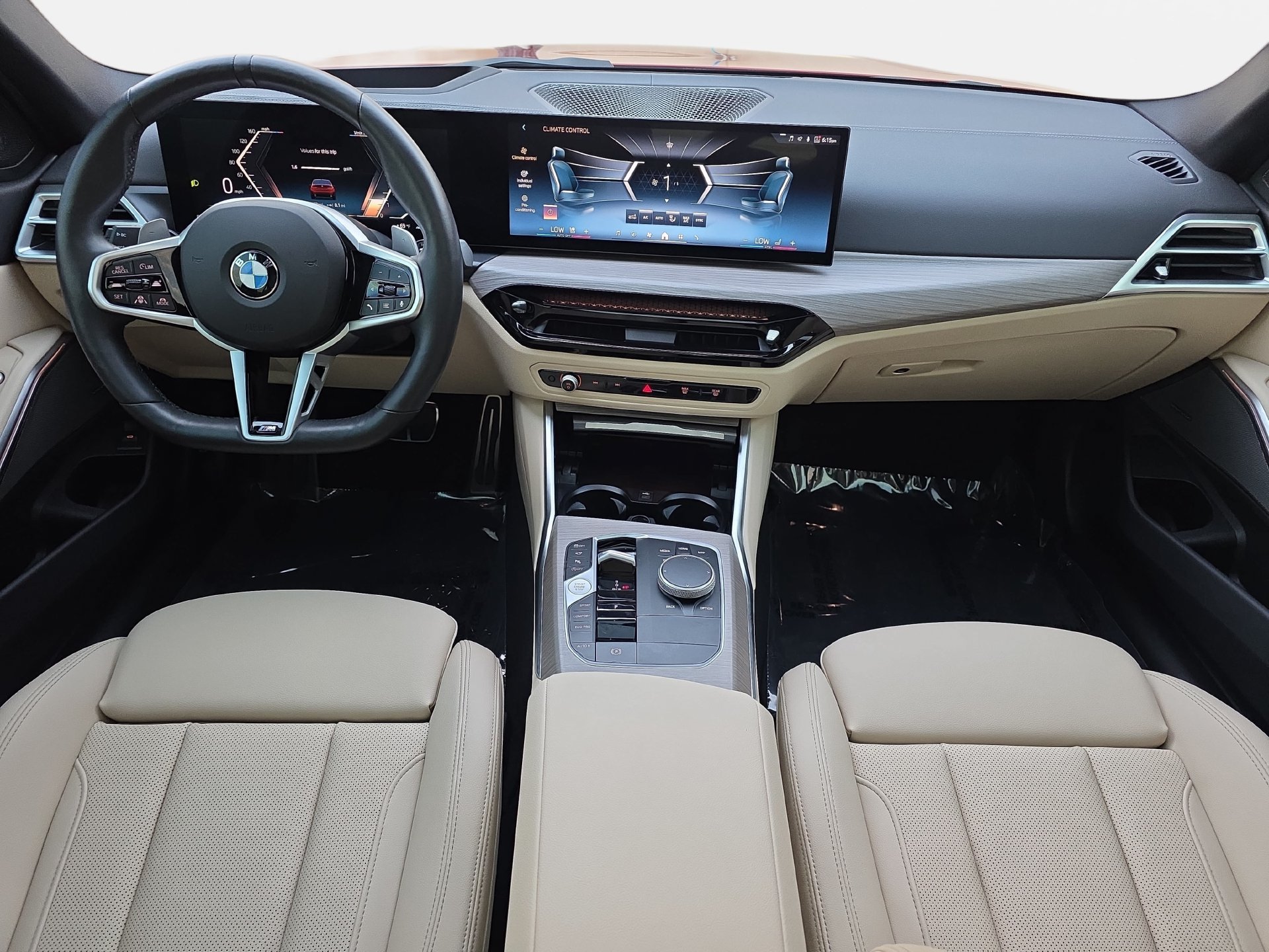 Used 2025 BMW 330i xDrive Sedan w/ M Sport Package AWD/4WD image 9