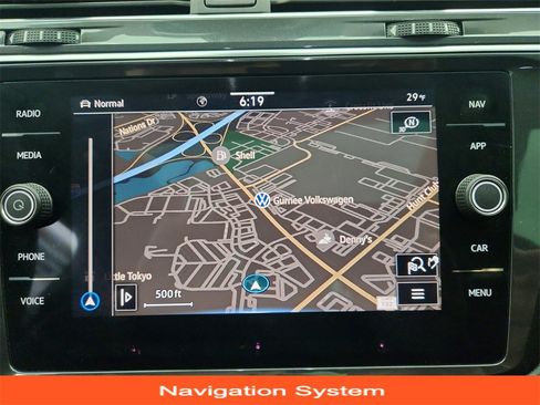 Used 2023 Volkswagen Tiguan SEL R-Line image 15