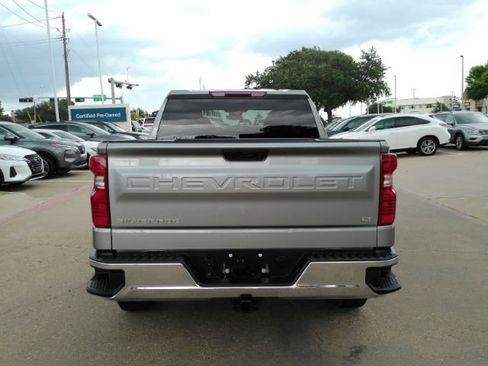 Used 2026 Chevrolet Silverado 1500 LT RWD image 4