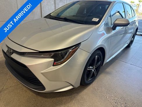 Used 2023 Toyota Corolla LE FWD image 1