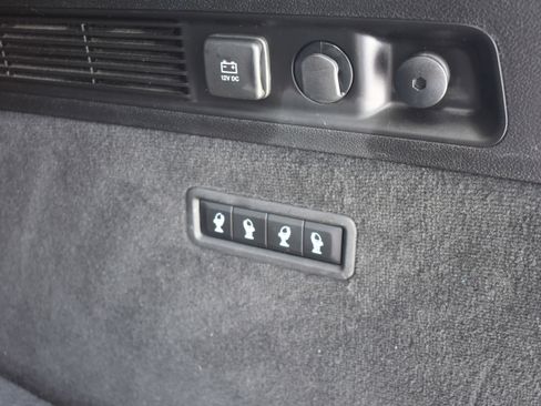 Used 2022 Jeep Grand Wagoneer Series II AWD/4WD image 40