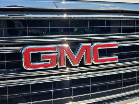 Used 2019 GMC Yukon SLT AWD/4WD image 11