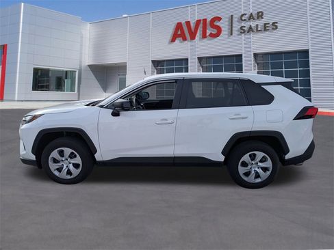 Used 2025 Toyota RAV4 LE image 10