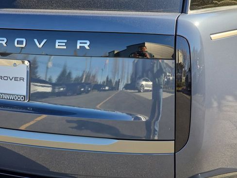 New 2026 Land Rover Range Rover SE AWD/4WD image 36