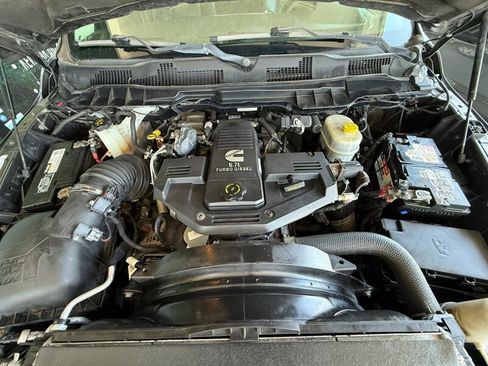 Used 2016 RAM 2500 Laramie RWD image 35