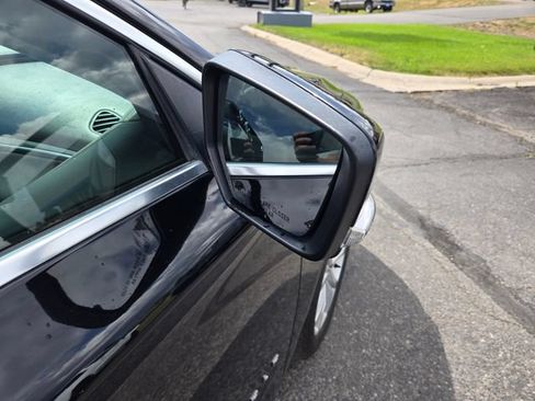 Used 2017 Chevrolet Impala LT FWD image 22