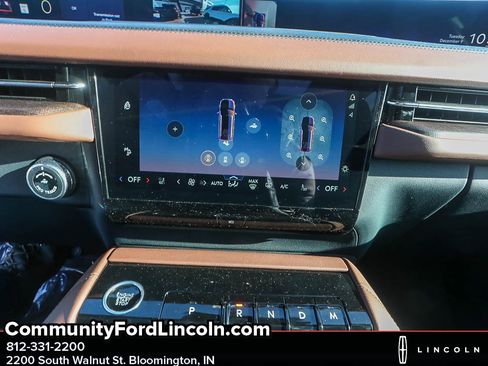 New 2025 Lincoln Navigator L Reserve image 16