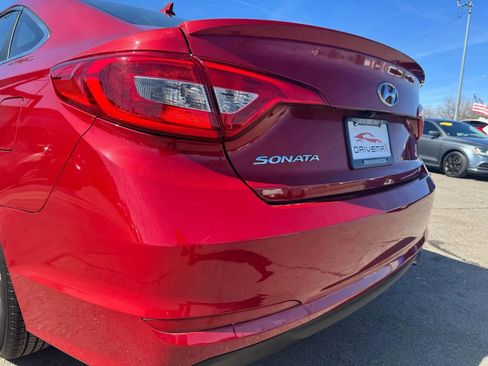 Used 2017 Hyundai Sonata SE image 39