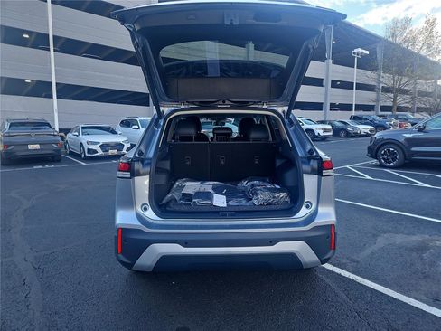 New 2026 Volkswagen Tiguan SE image 5