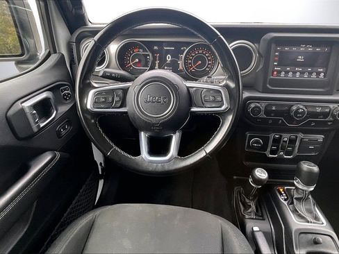 Certified 2020 Jeep Wrangler Unlimited Sahara image 12