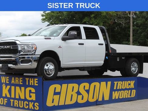 Used 2024 RAM 3500 Tradesman w/ Chrome Appearance Group image 1