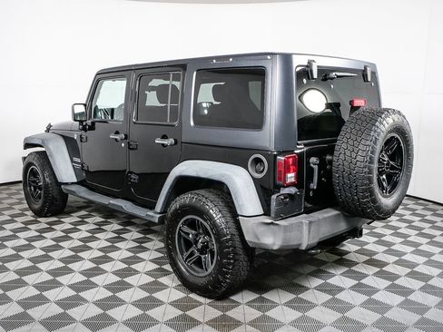 Used 2012 Jeep Wrangler Unlimited Sport image 5