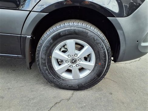 Used 2023 Mercedes-Benz Sprinter 2500 image 20