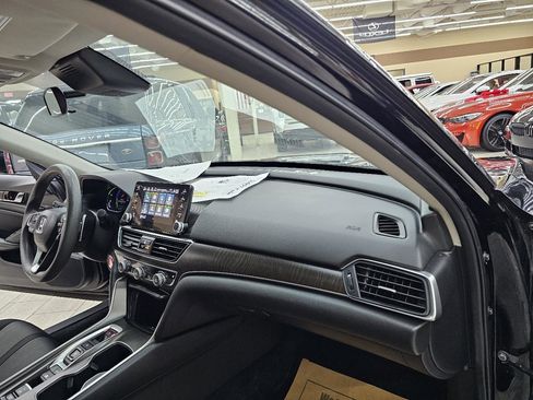 Used 2021 Honda Accord EX image 20