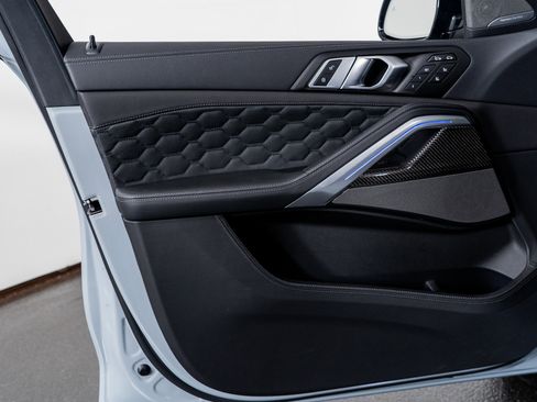 Used 2025 BMW X6 M Competition w/ Executive Package image 48