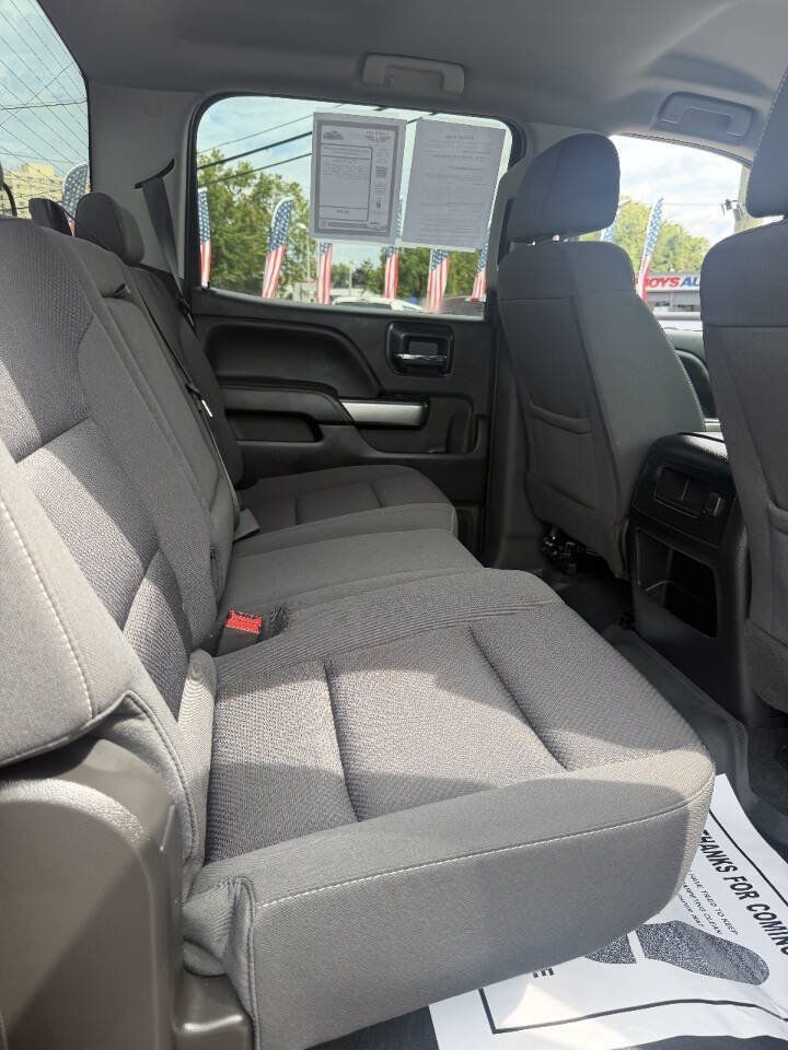 Used 2018 Chevrolet Silverado 1500 LT w/ All Star Edition AWD/4WD image 10