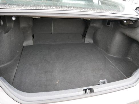 Used 2023 Toyota Camry SE FWD image 13