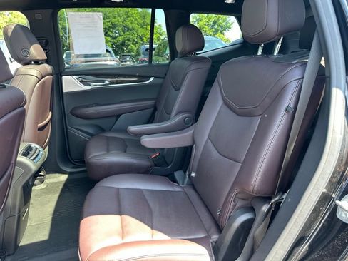 Used 2021 Cadillac XT6 Premium Luxury AWD/4WD image 41