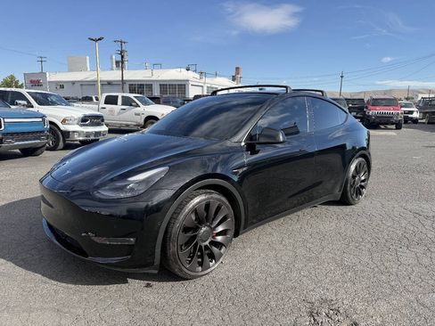 Used 2022 Tesla Model Y Performance AWD/4WD image 1