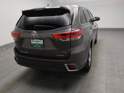 Used 2018 Toyota Highlander Limited image 9