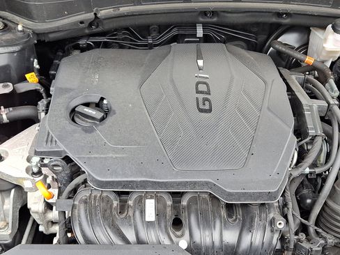 Used 2023 Kia Sportage LX image 29