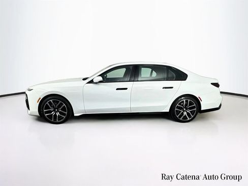 Used 2023 BMW 760i xDrive AWD/4WD image 4