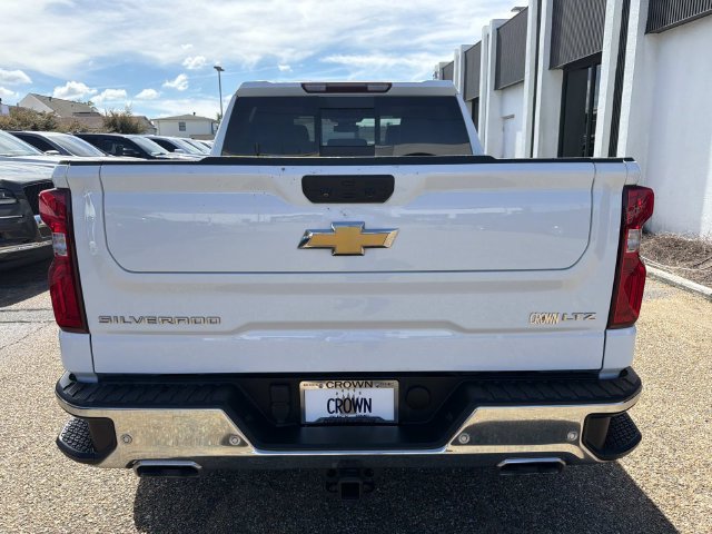 Used 2023 Chevrolet Silverado 1500 LTZ w/ LTZ Convenience Package II AWD/4WD image 8