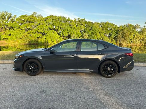 Certified 2025 Toyota Camry SE image 2