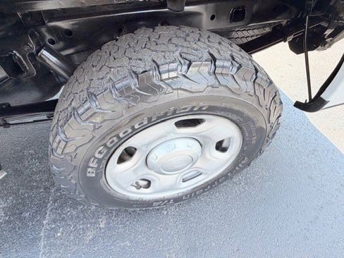 Used 2009 Ford F150 XL RWD image 11